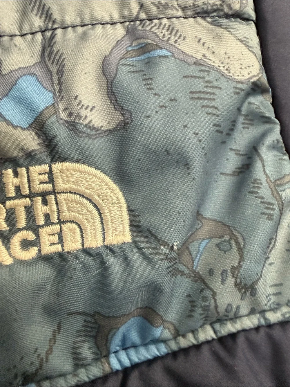 The North Face Reversible Mount Chimbo Hooded Jacket